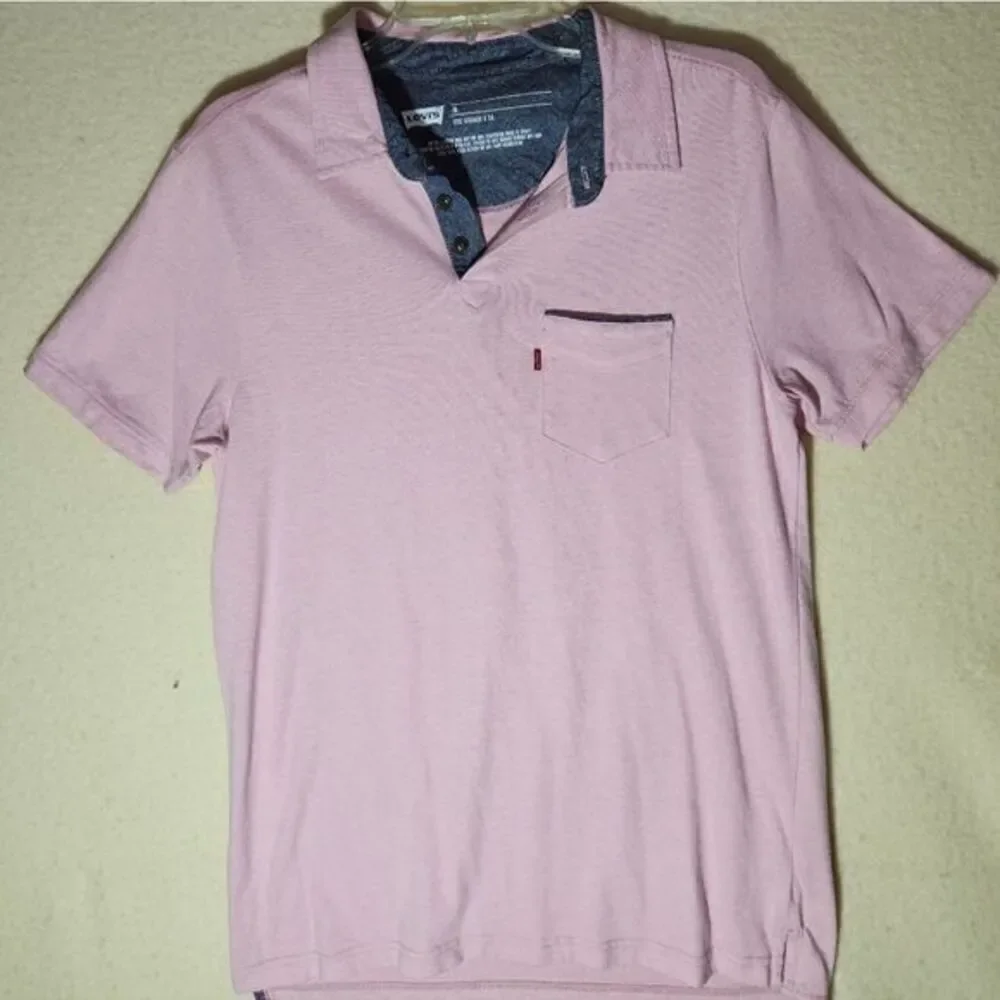 ‎Levi's Pink Polo shirt size Medium